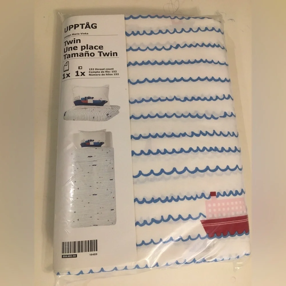 NWT 100% Cotton duvet cover and pillow case.